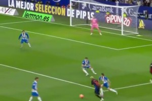 硬捧？球迷質(zhì)疑亞馬爾進(jìn)球提名普斯卡什：這種球安東尼有10個(gè)